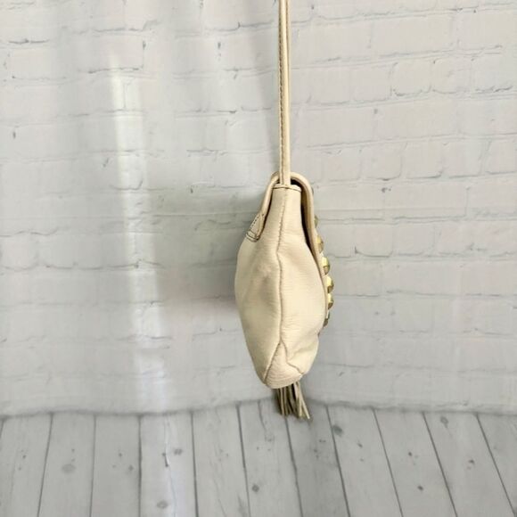 Vince Camuto ivory pebbled leather studded tassel shoulder bag - Picture 3 of 16